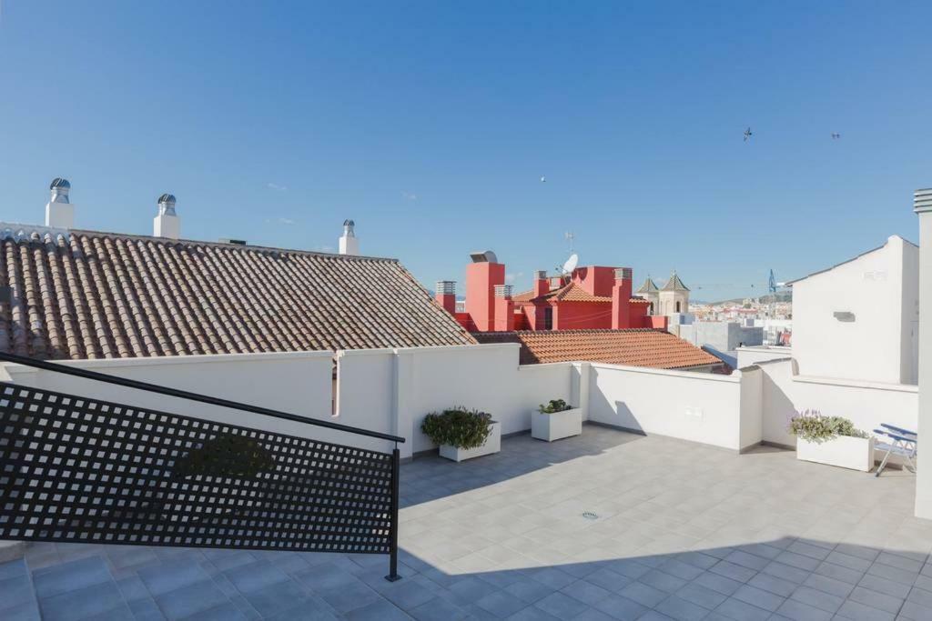 -Malagasunapts- Rooftop Pool & Free Parking מראה חיצוני תמונה